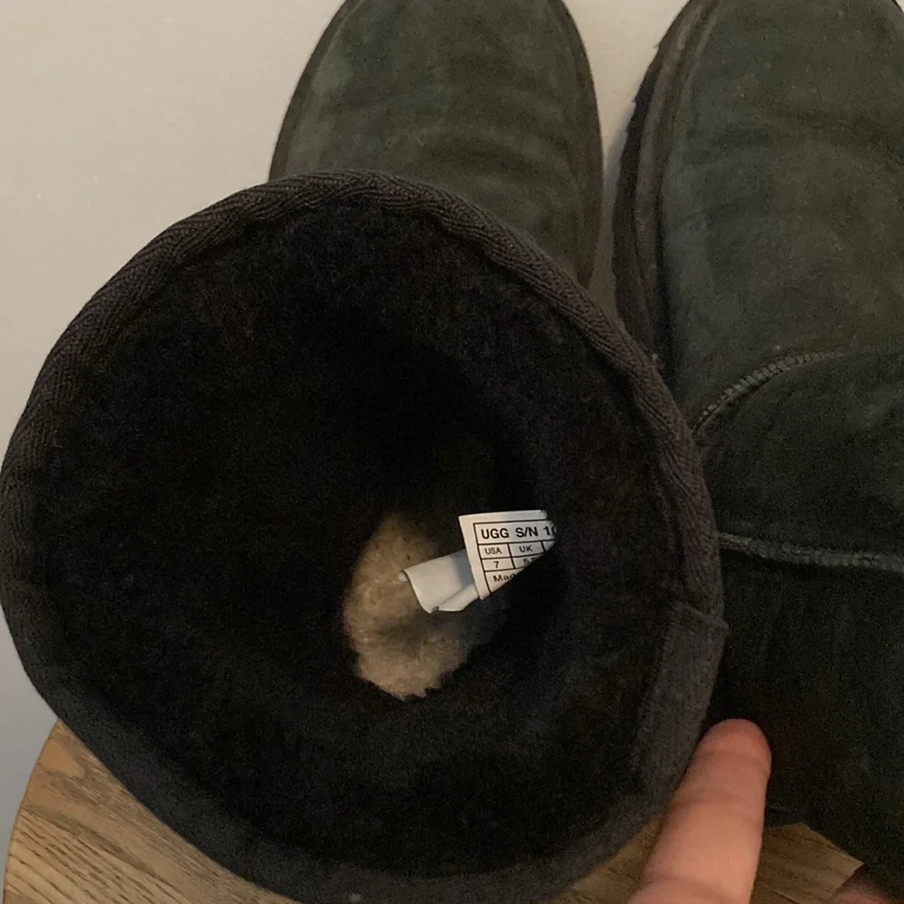 Ugg Classic Short II Black Size 7